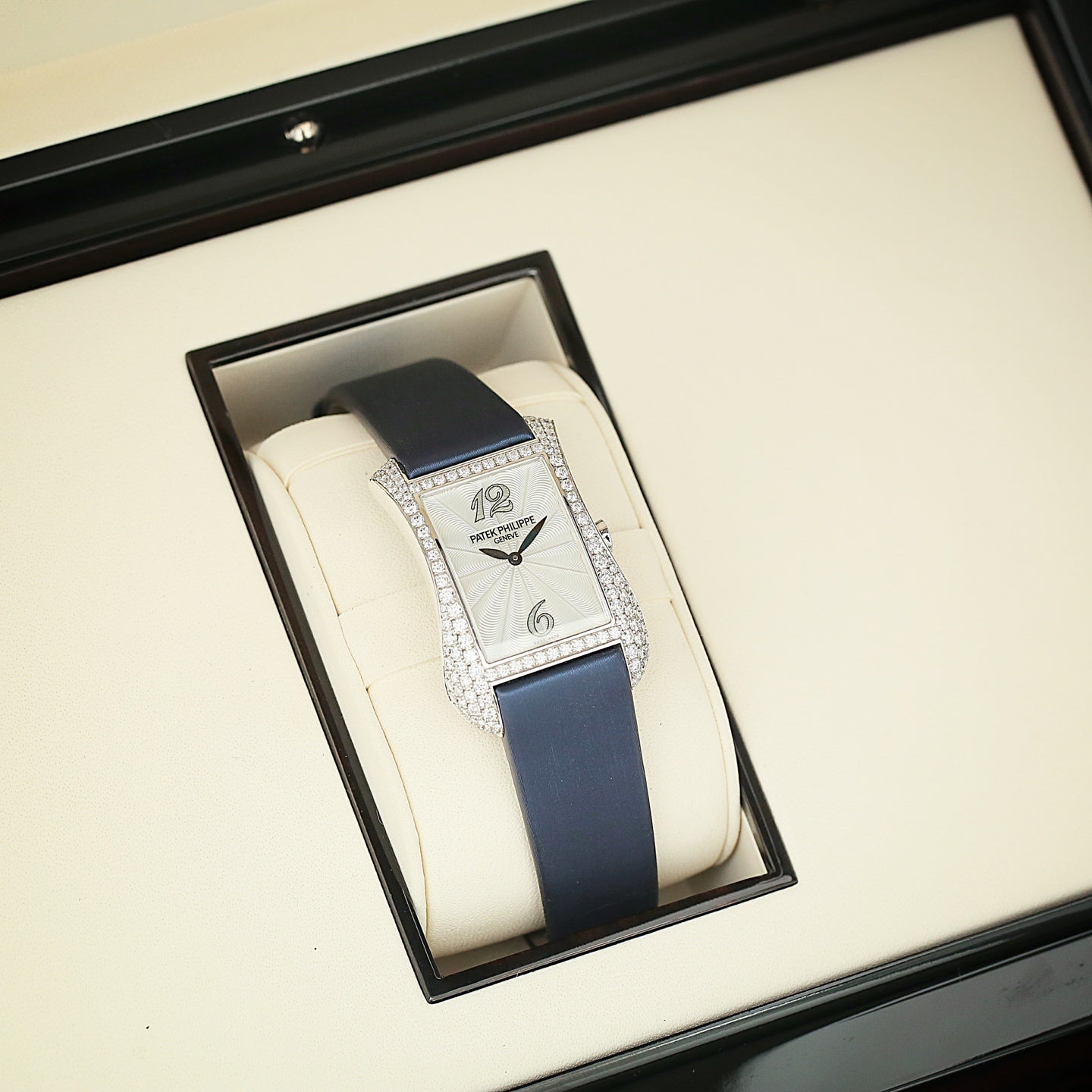 Patek Philippe GONDOLO 4972