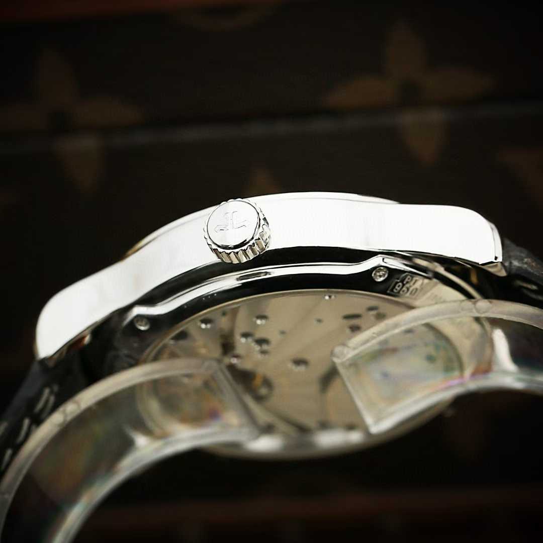 Jaeger-LeCoultre 161642A