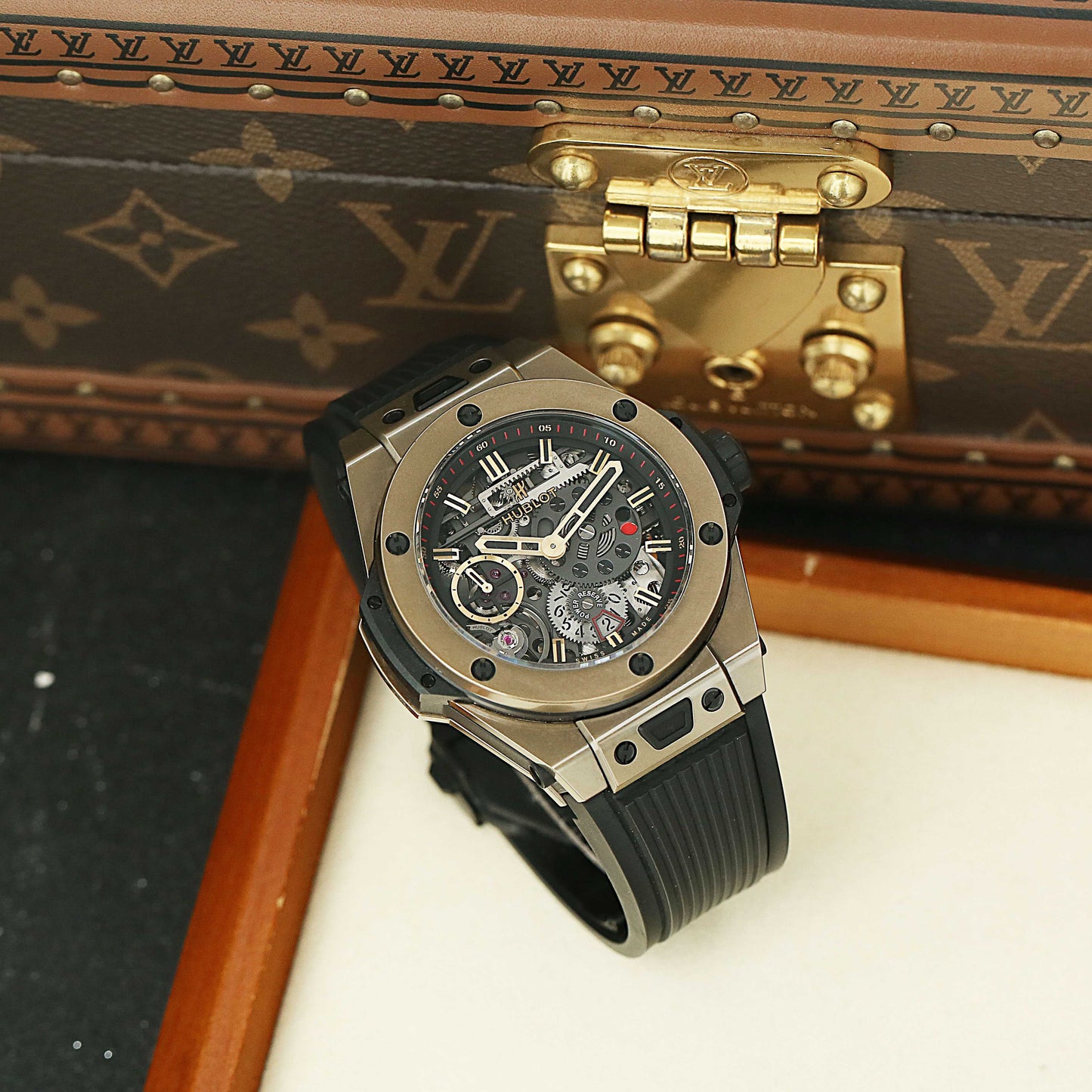 Hublot
Series 414.MX.1138.RX
