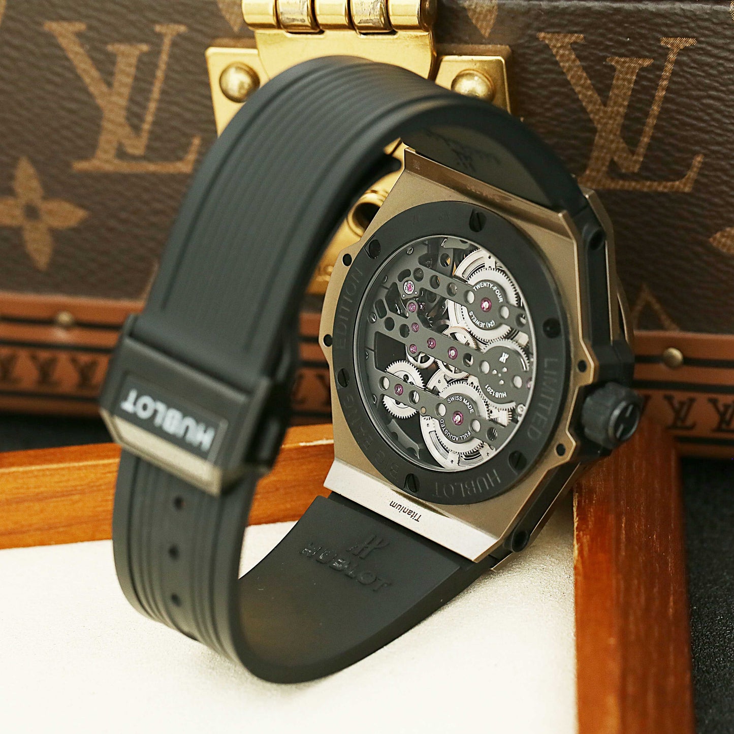 Hublot
Series 414.MX.1138.RX