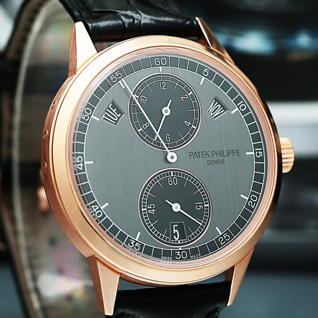 Patek Philippe Complications 5235