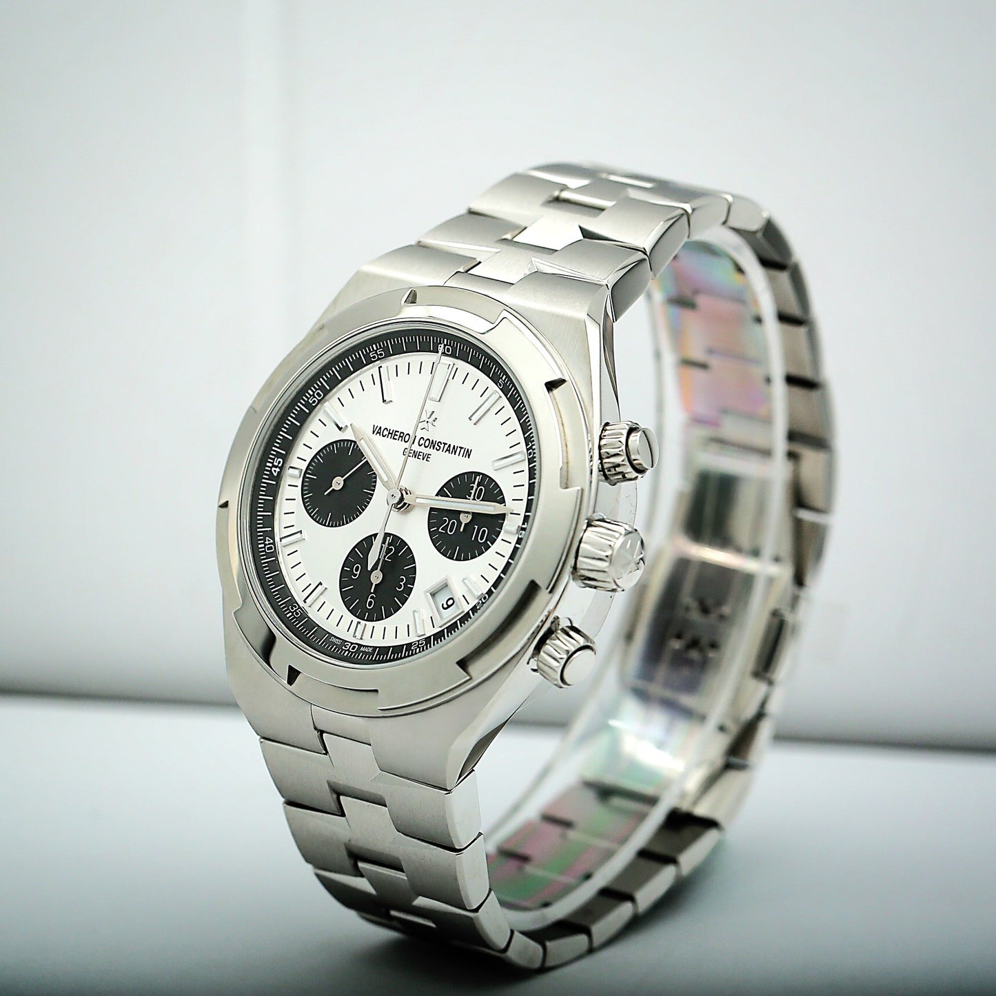 Vacheron Constantin Overseas 5520V