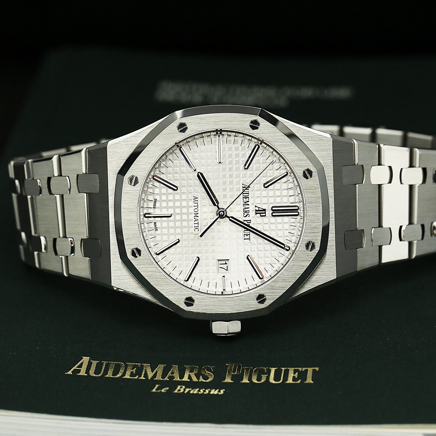Audemars Piguet Royal Oak 15400ST