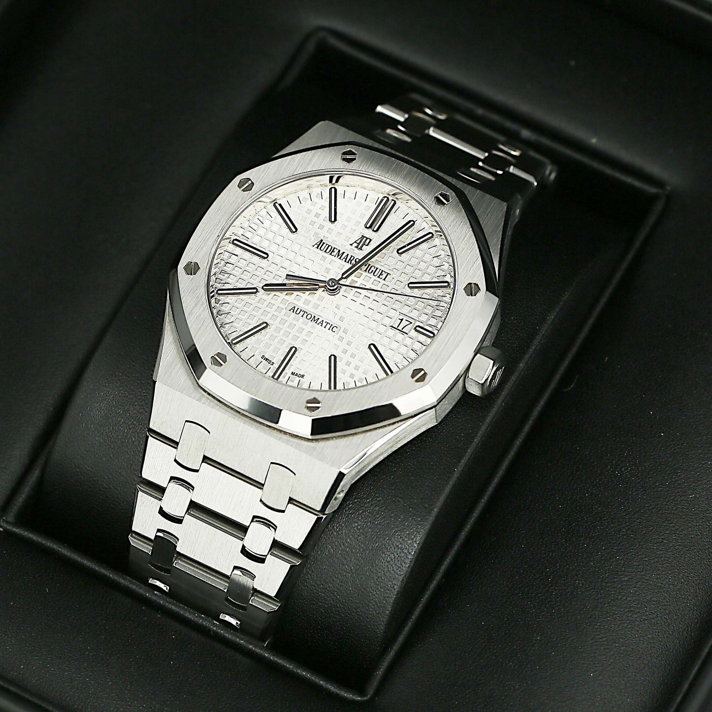 Audemars Piguet Royal Oak 15400ST