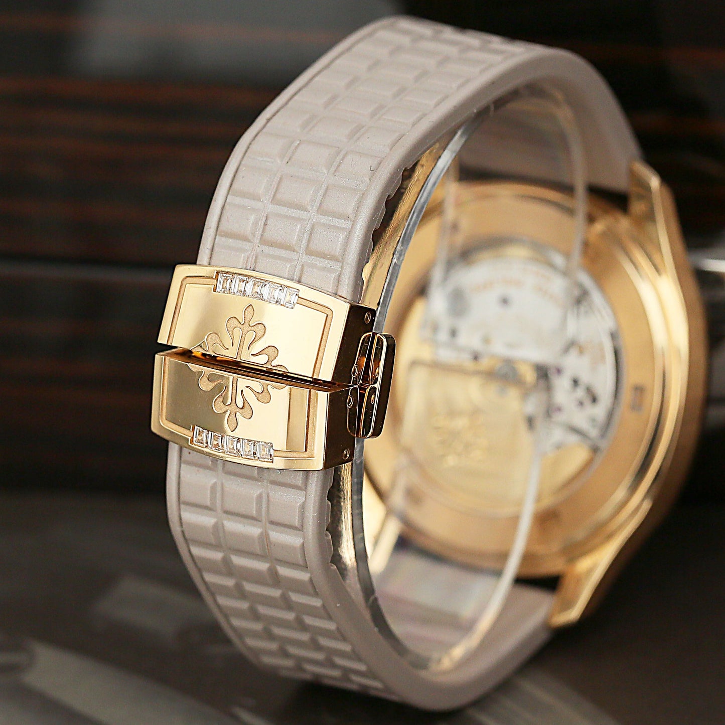Patek Philippe Aquanaut 5062/450R-001