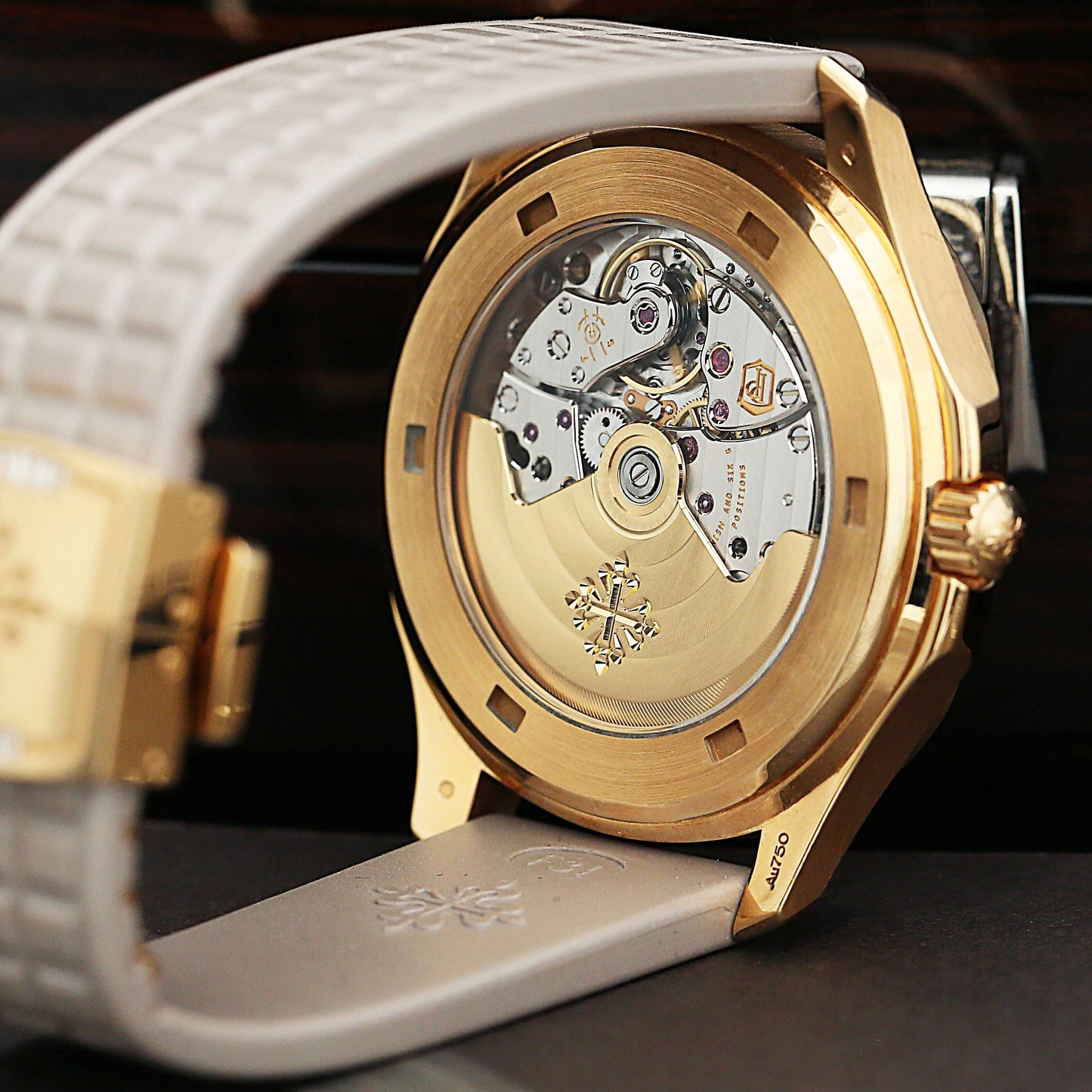 Patek Philippe Aquanaut 5062/450R-001