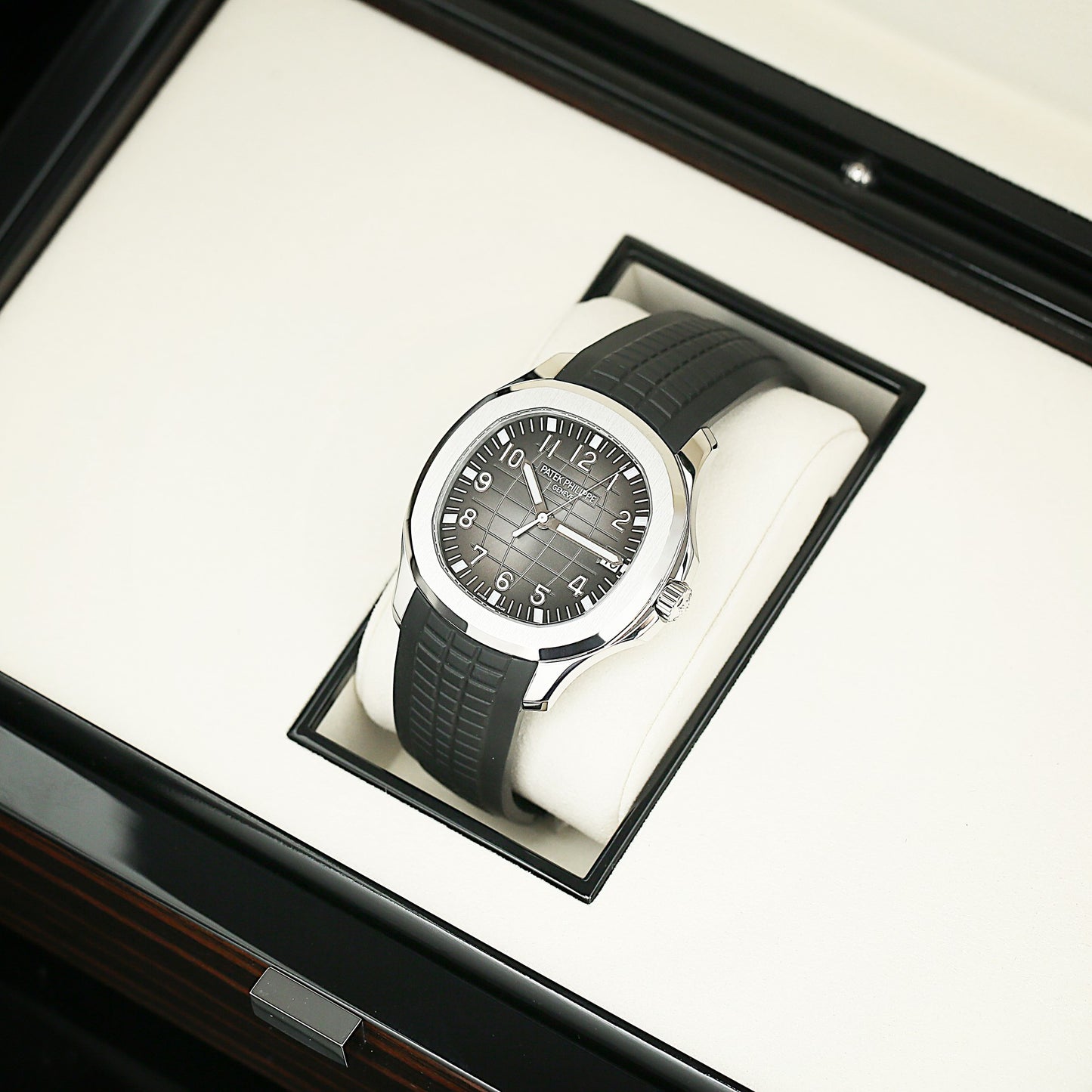 Patek Philippe Aquanaut 5167A unworn