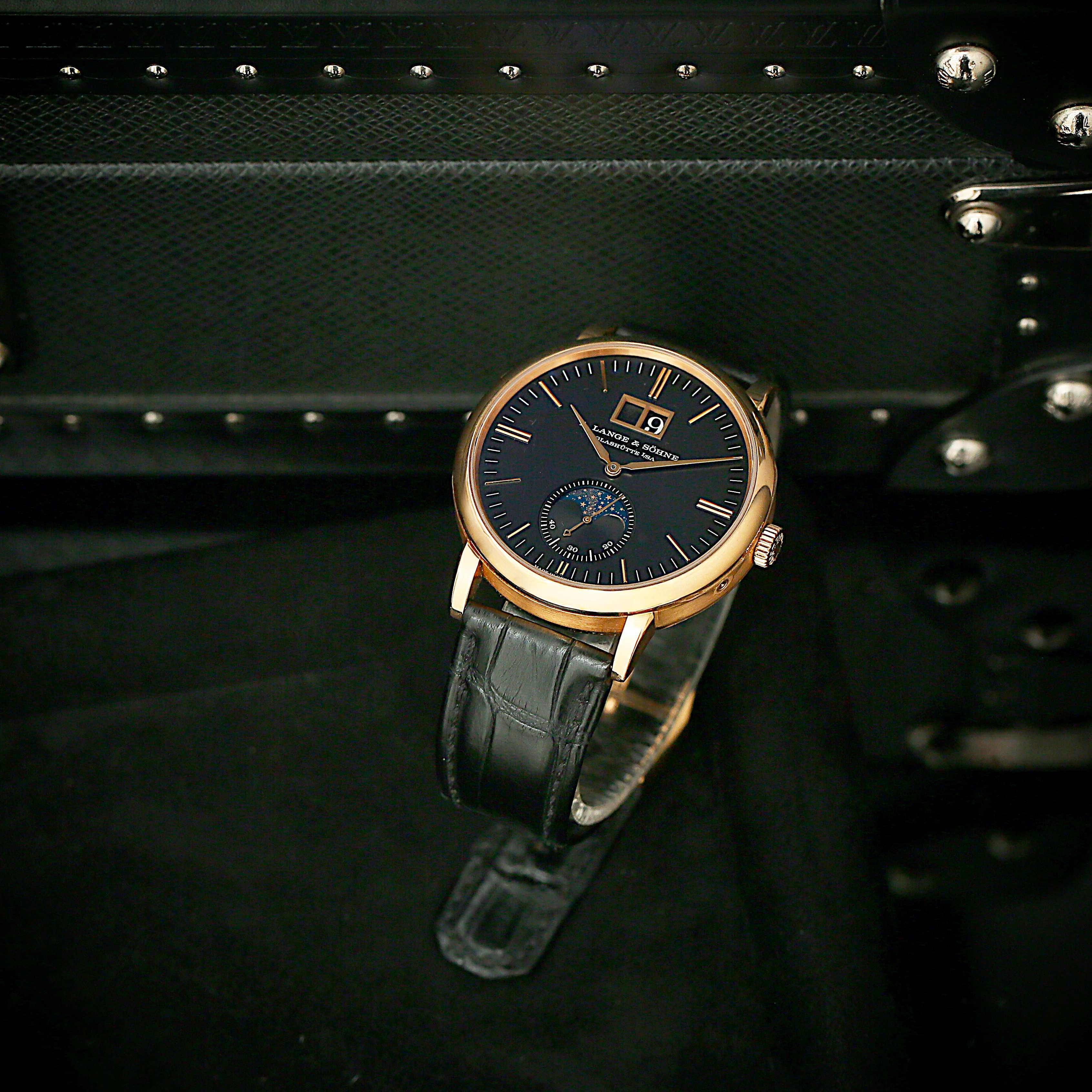 A. Lange & Söhne Saxony Series 384.031