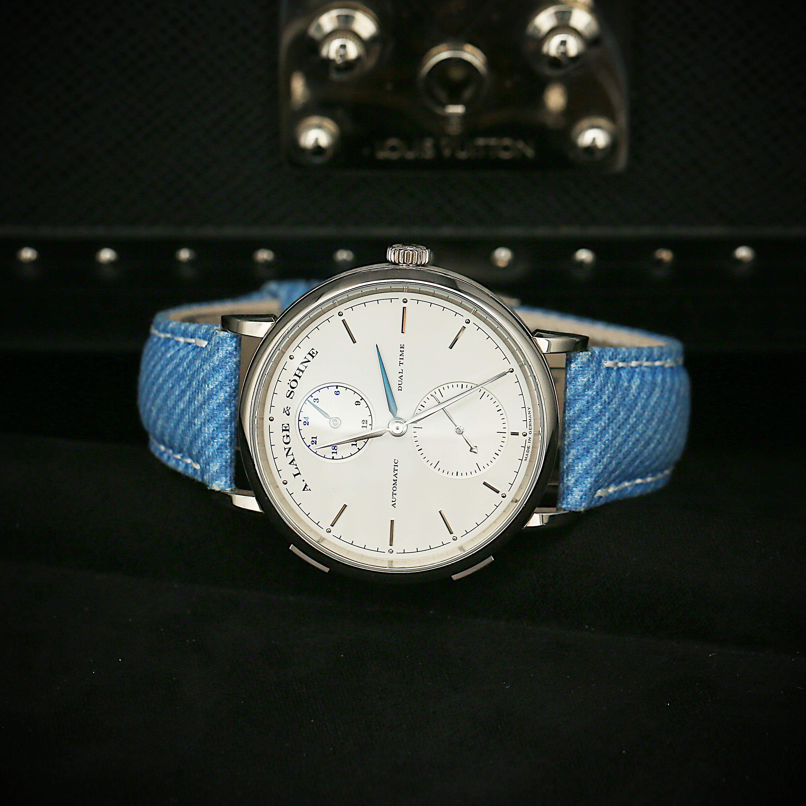 A. Lange &amp; Söhne Saxony Series 385.026