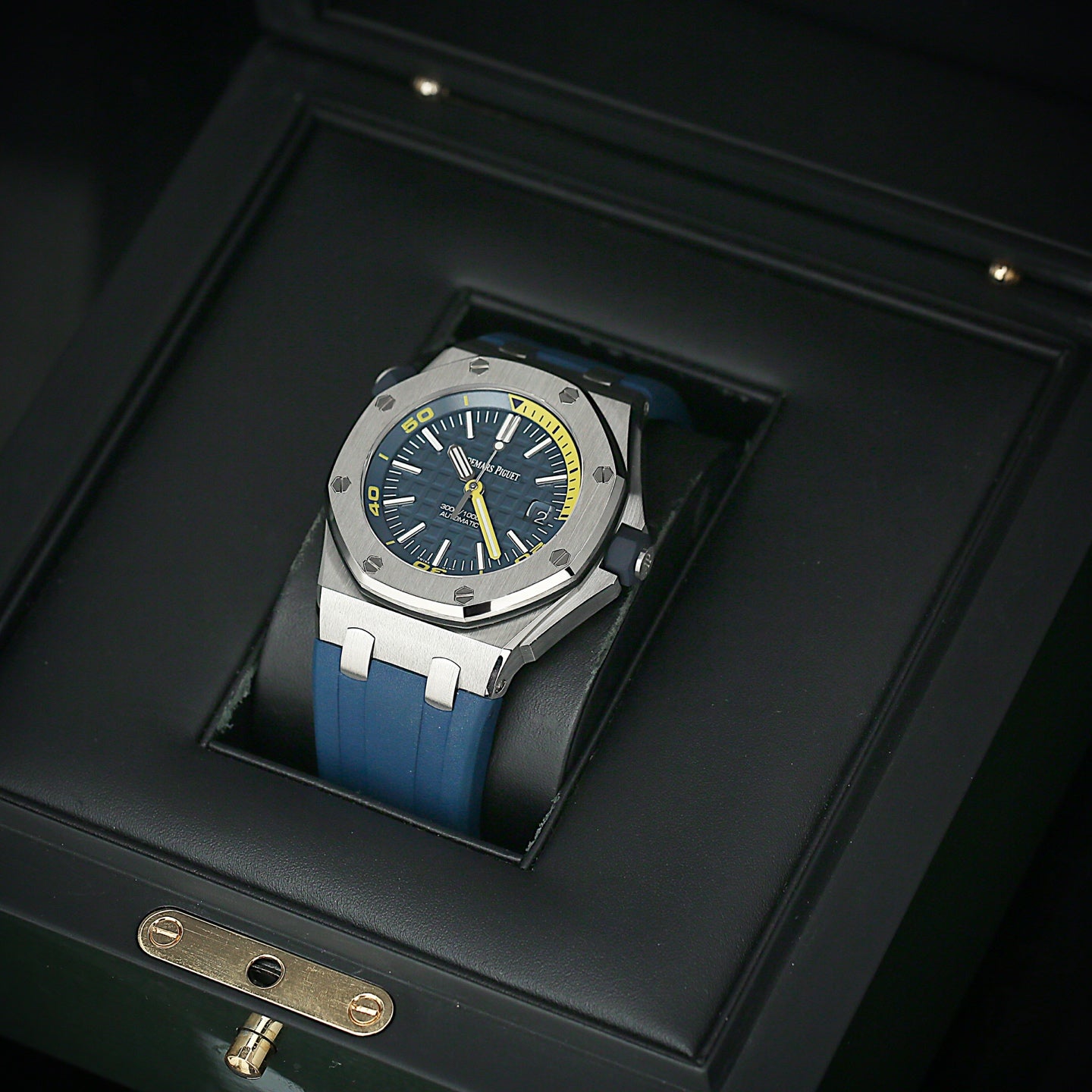 Audemars Piguet Royal Oak Offshore 15710ST