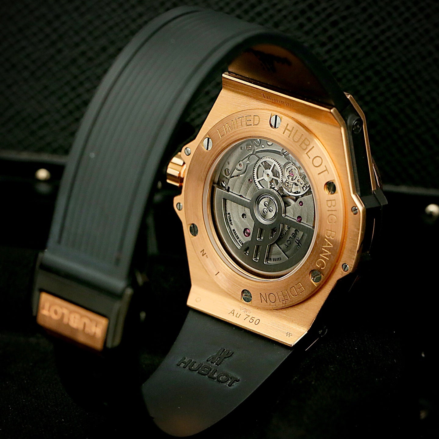 Hublot BIGBANG 465.OS.1118.VR.1204.MXM17