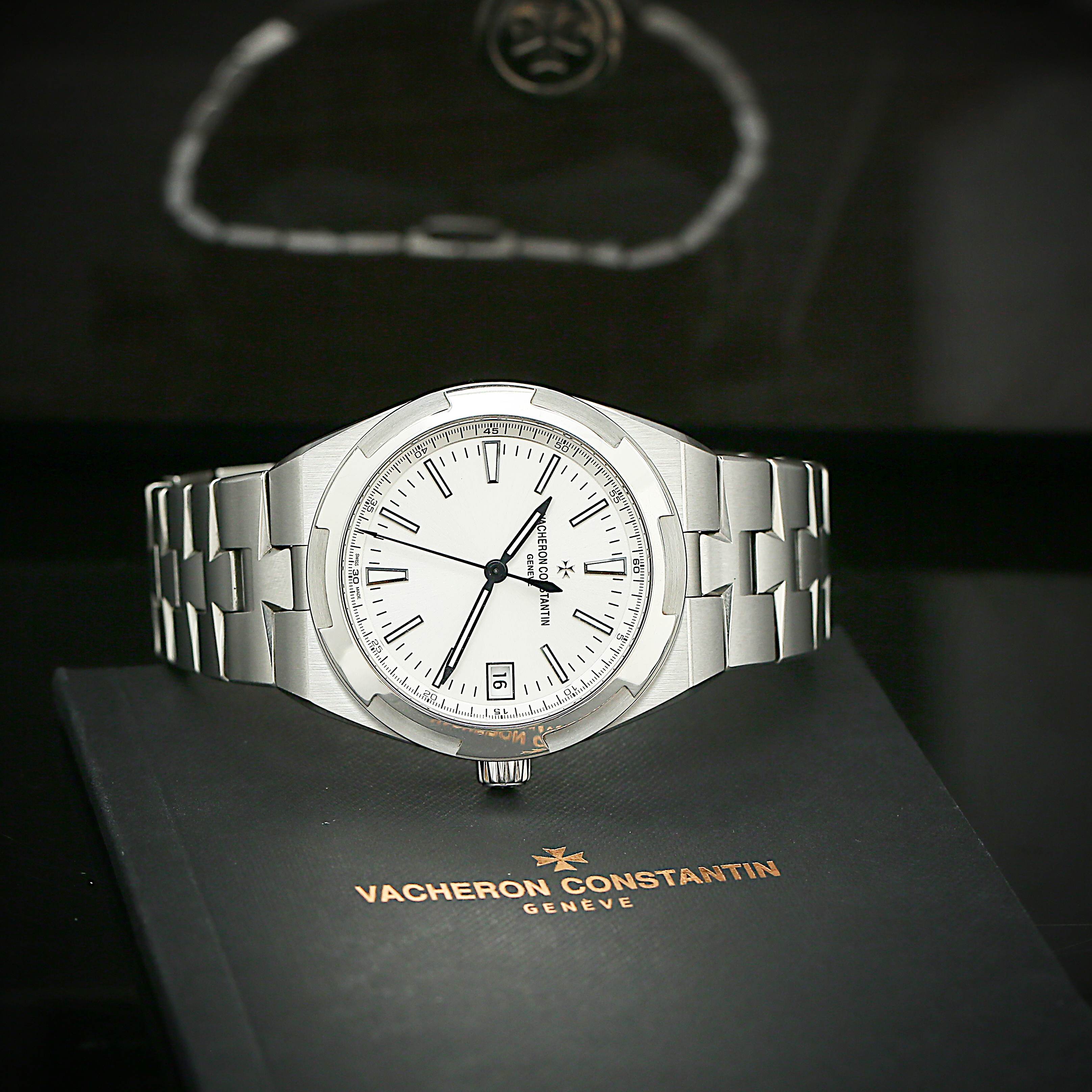 Vacheron Constantin Overseas 4500V
