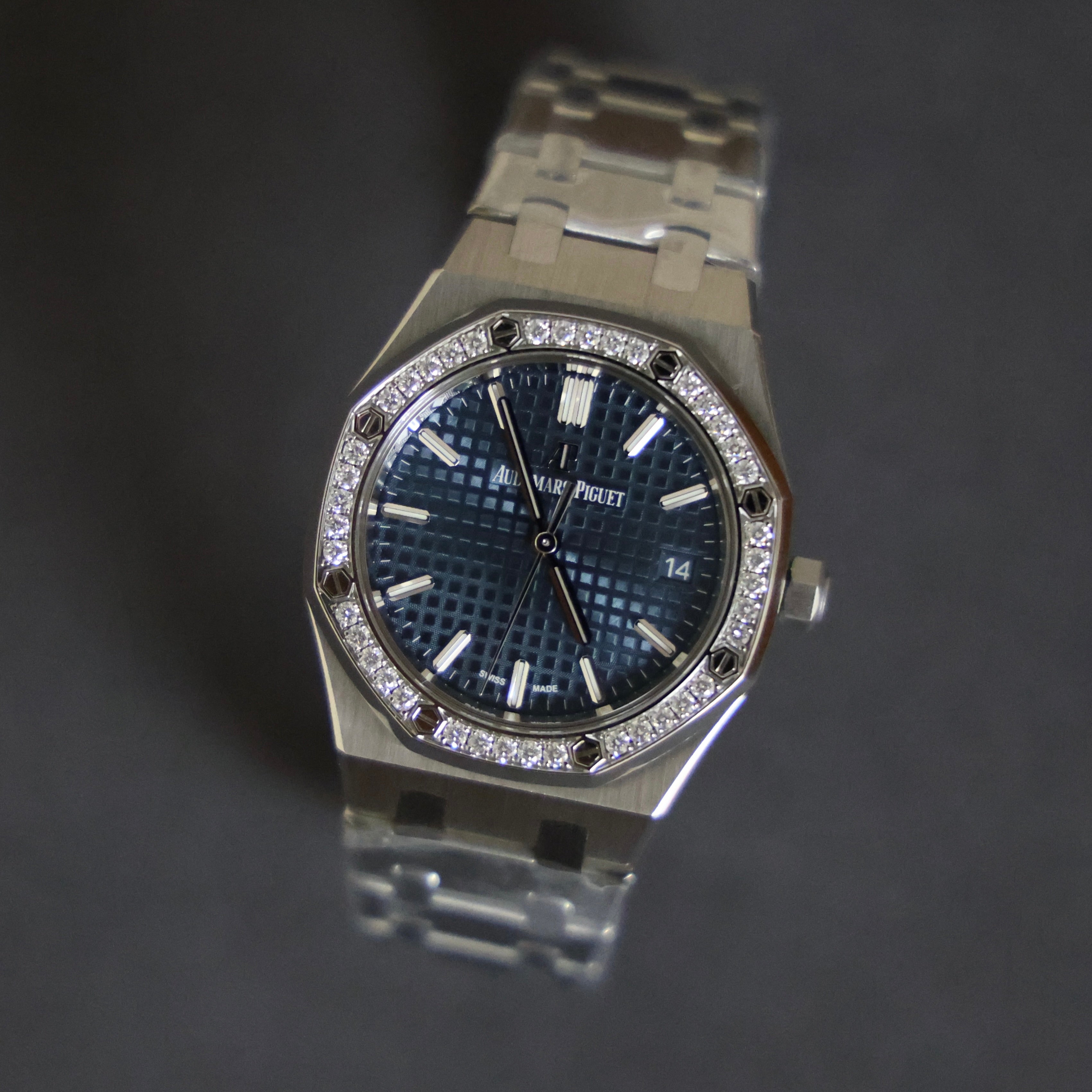 Audemars Piguet 77351ST