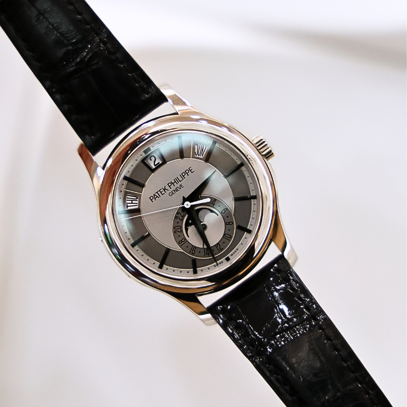 Patek Philippe Complications 5205G