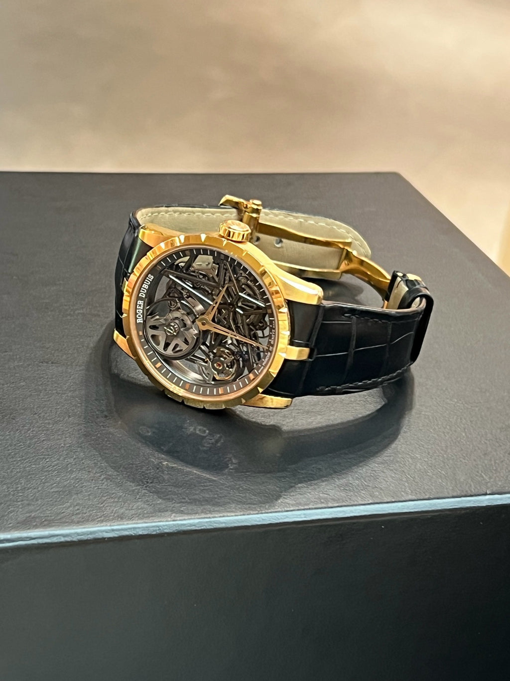 Roger Dubuis Excalibur RDDBEX0954