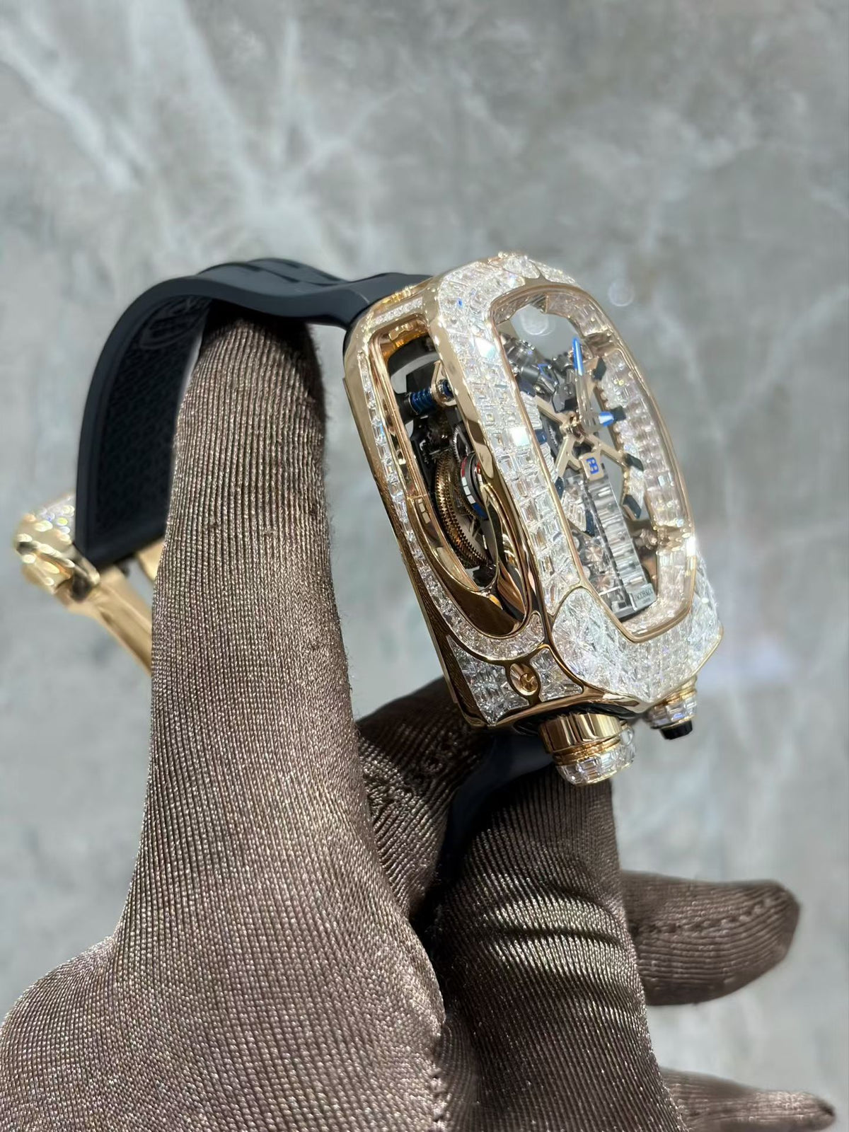 Jacob & Co. Bugatti BU800.40.BD.BD.C