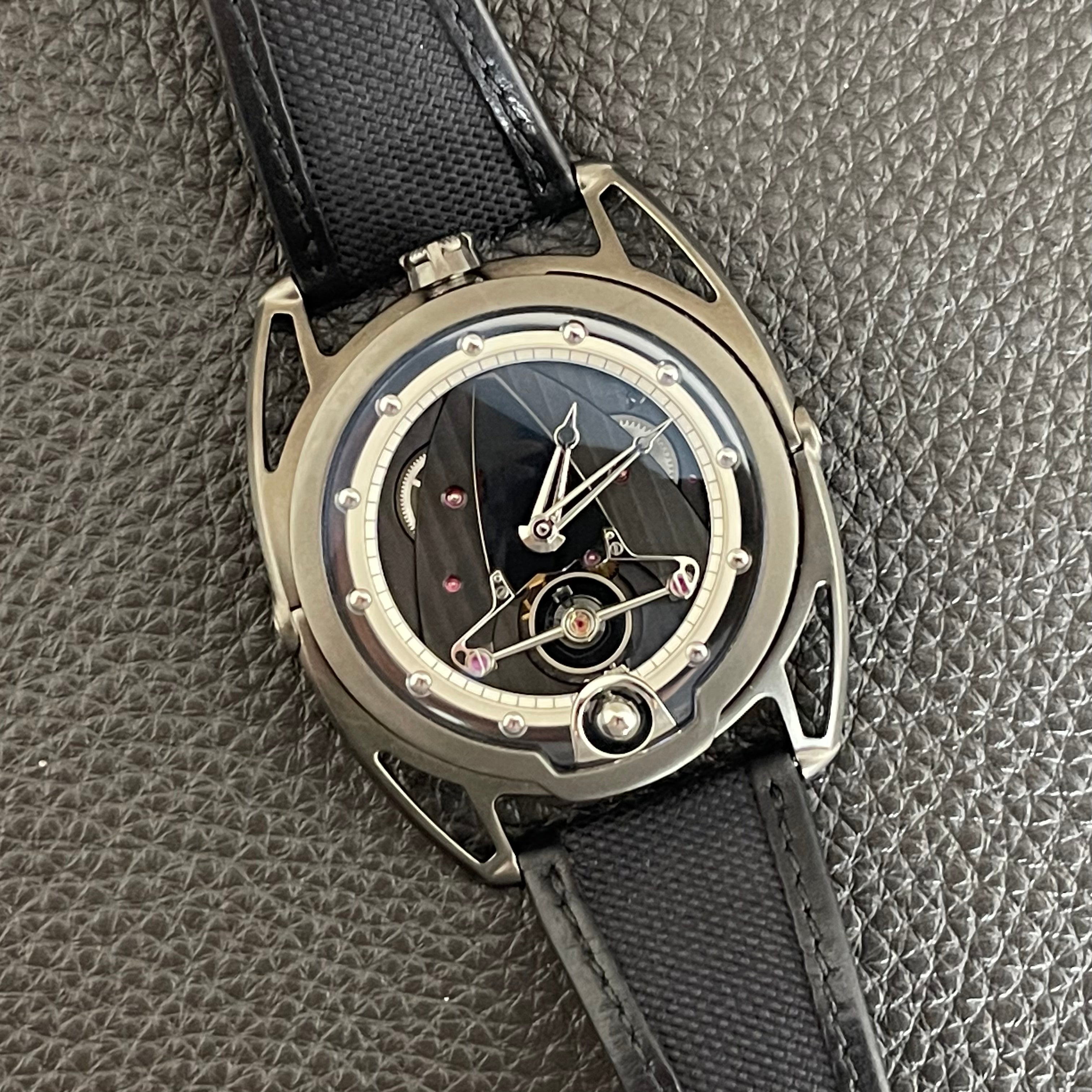 De Bethune DB 28