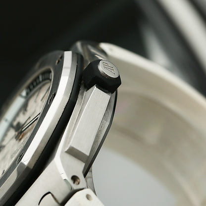 Audemars Piguet Royal Oak Offshore Diver Ref. 15710ST