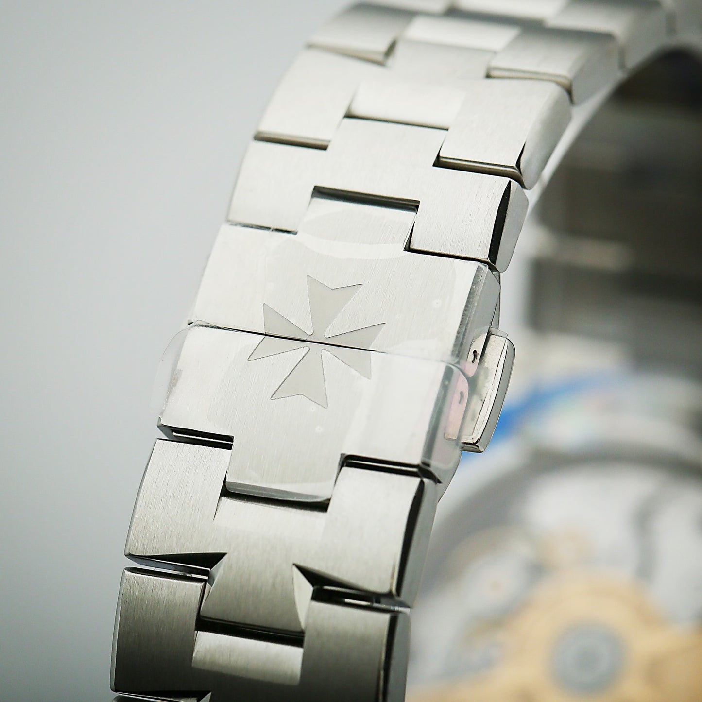 Vacheron Constantin Overseas 5520V
