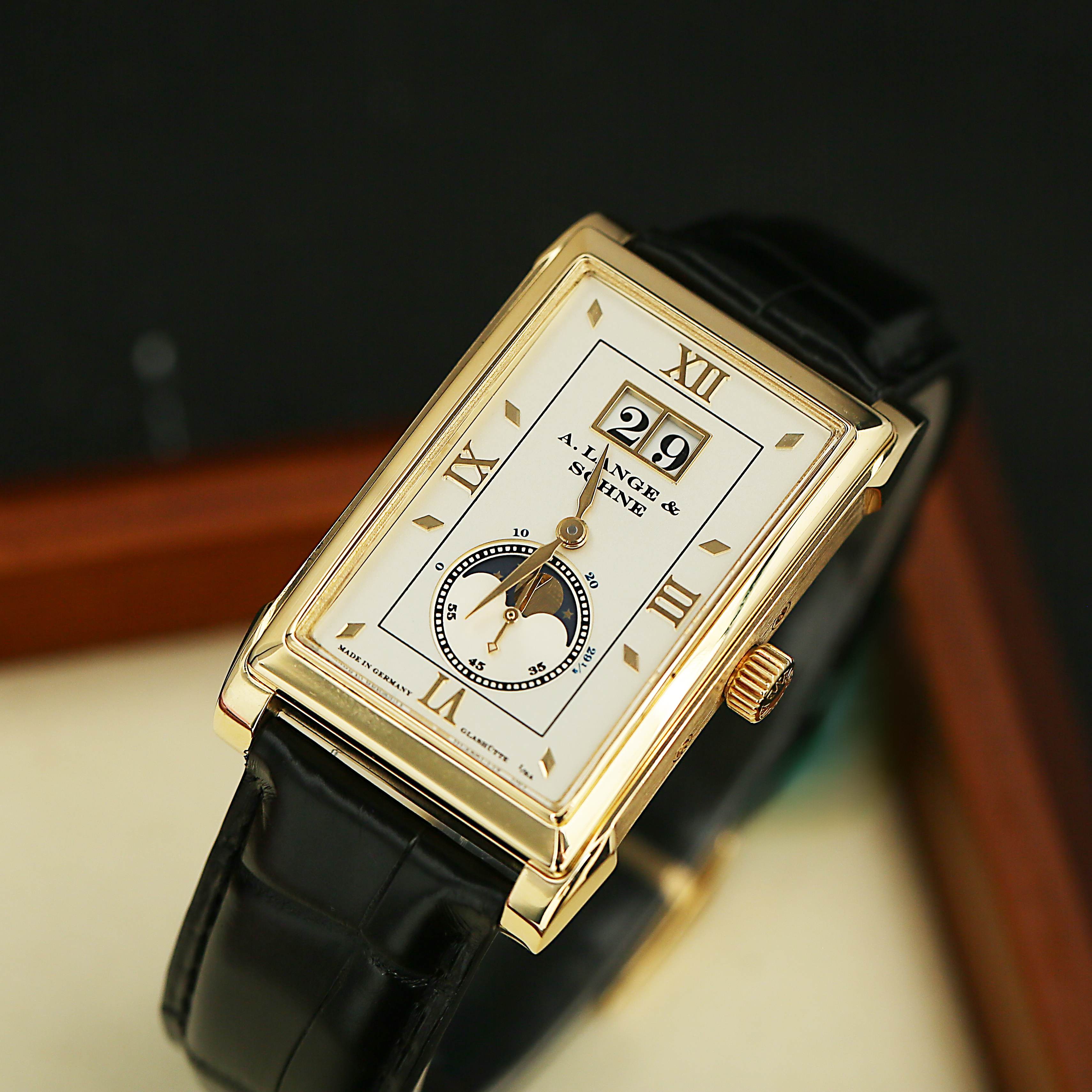 A. Lange &amp; Söhne Saxonia 118.021