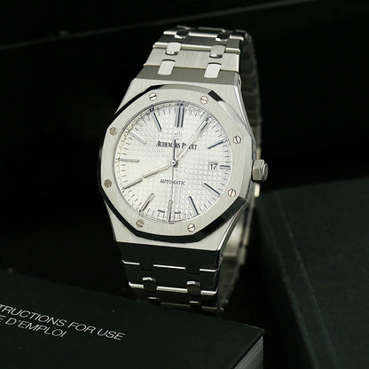 Audemars Piguet Royal Oak 15400ST