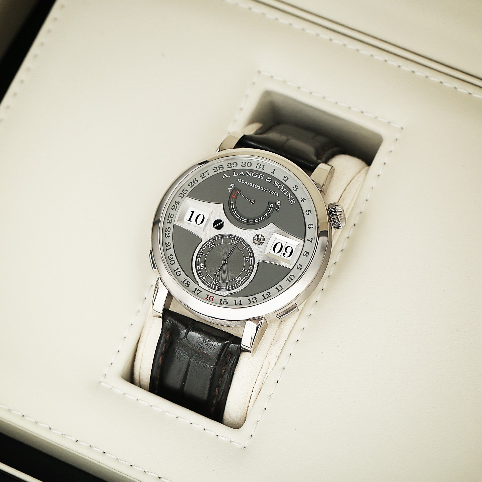 A. Lange &amp; Söhne Zeitwerk 148.038