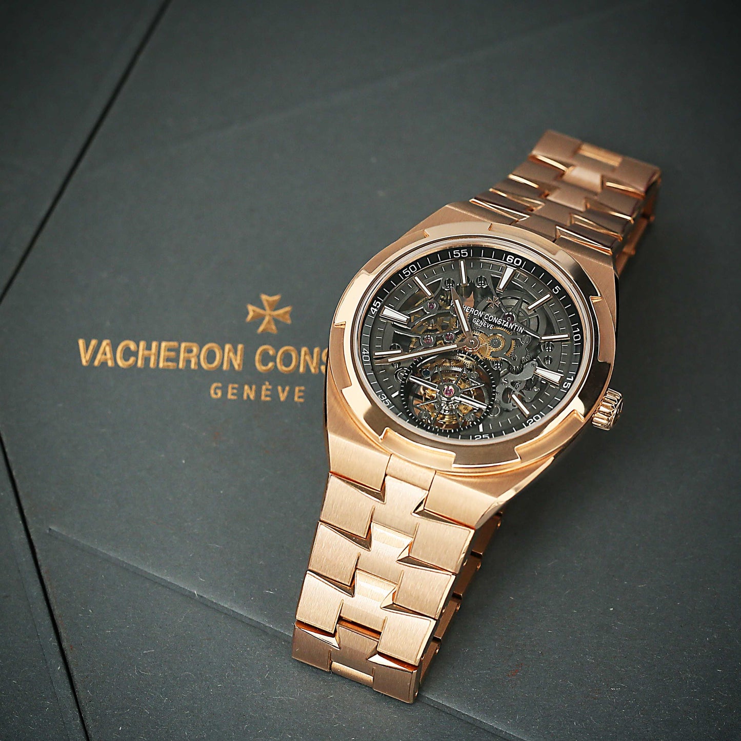 Vacheron Constantin Overseas 6000V