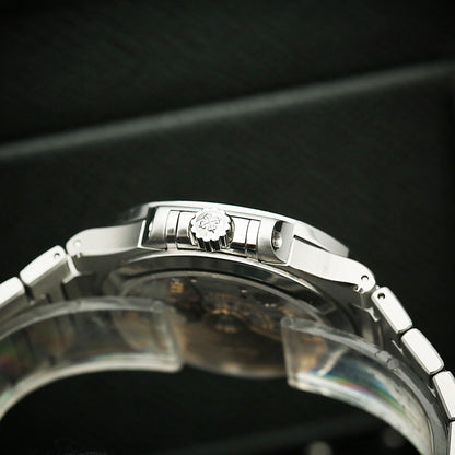 Patek Philippe Nautilus 7118/1A