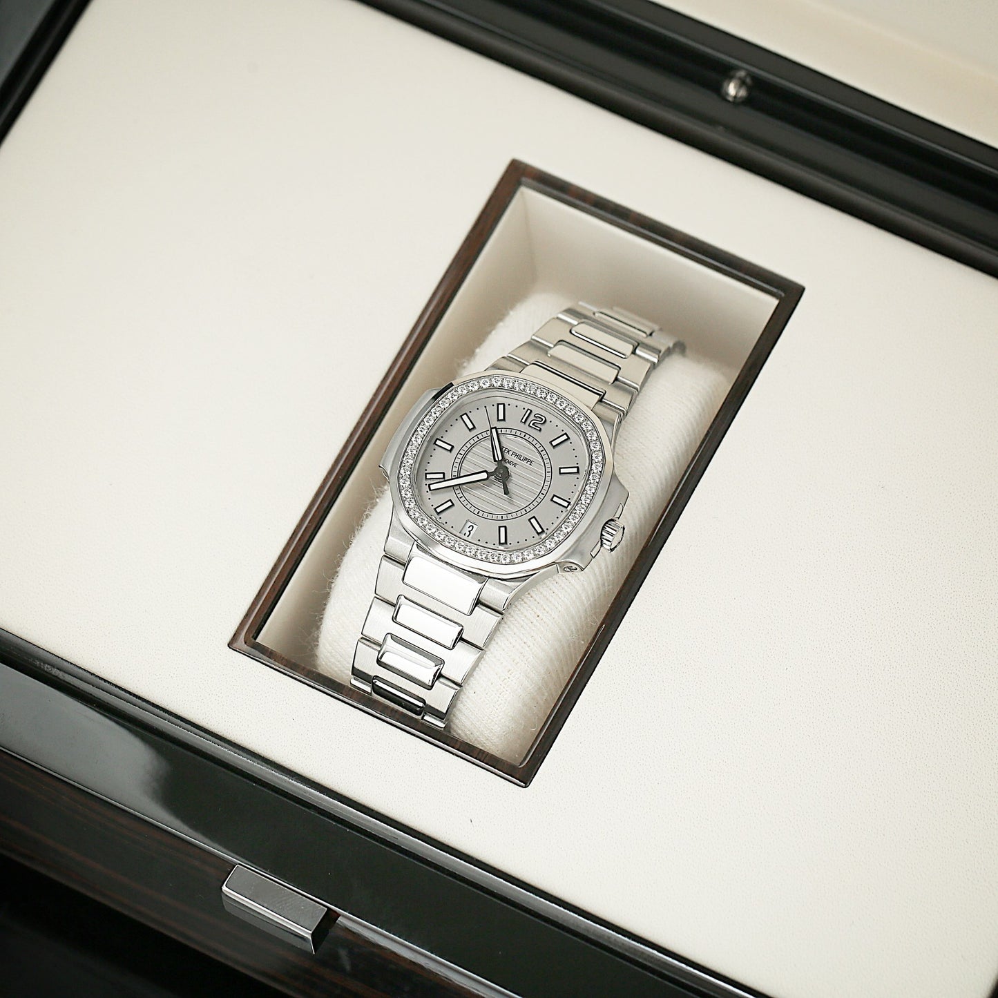 Patek Philippe Nautilus 7008/1A