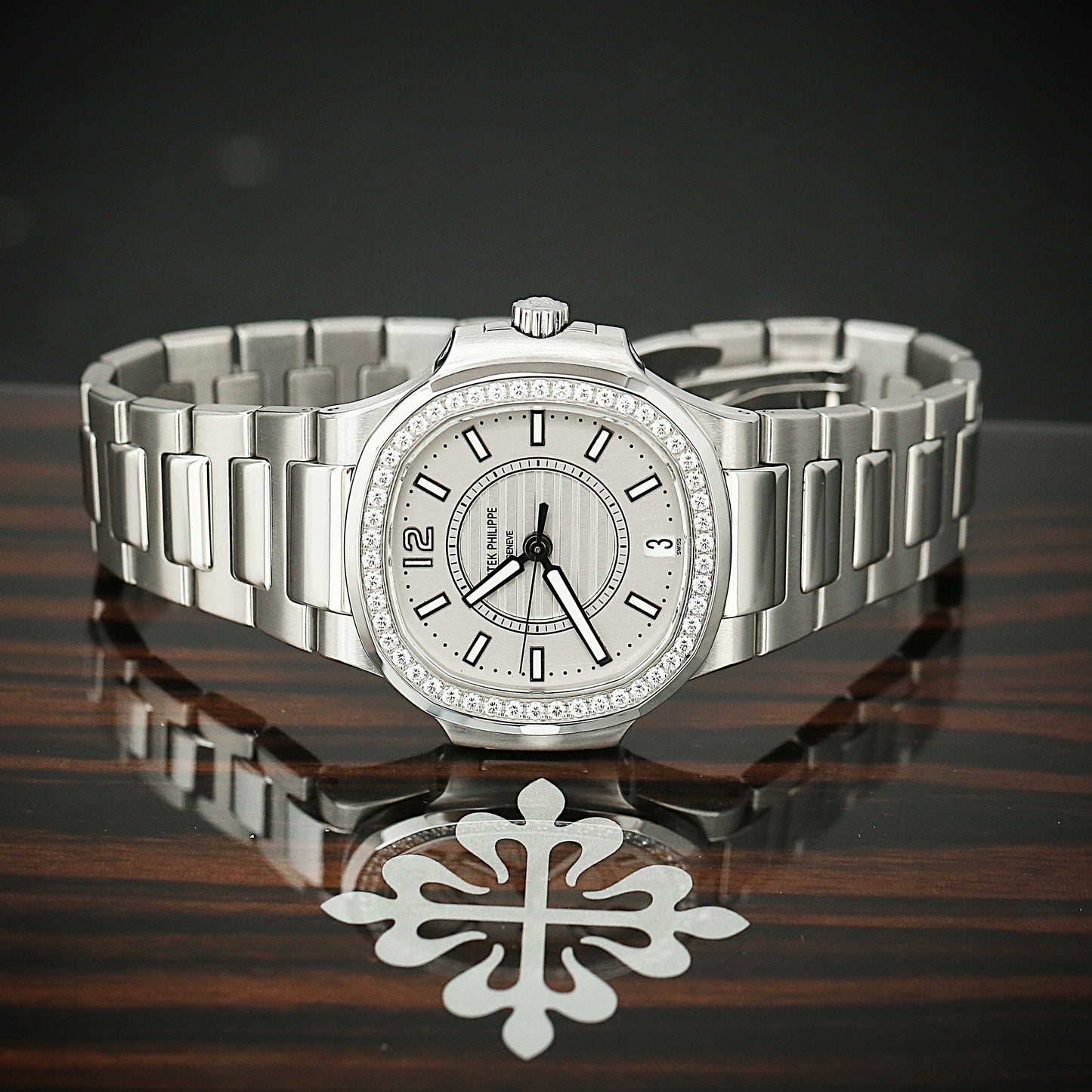 Patek Philippe Nautilus 7008/1A